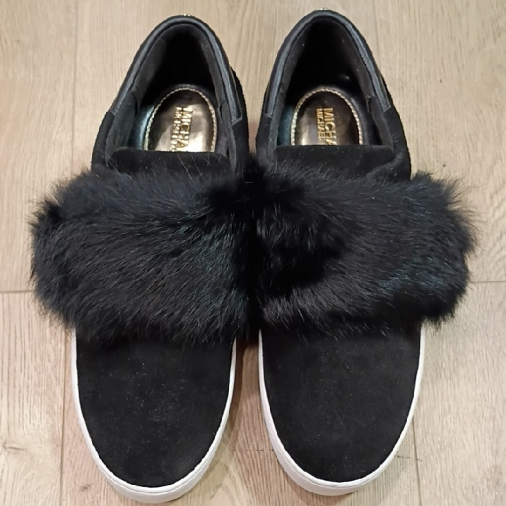 Michael Kors Size 6 Black Suede Faux Fur Platform Slip-On Sneakers ✨